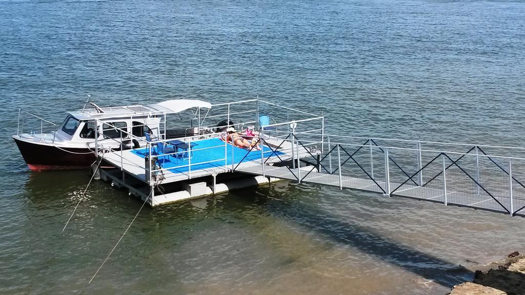 Hotel Delta Pontoon Mahmudia Esterno foto