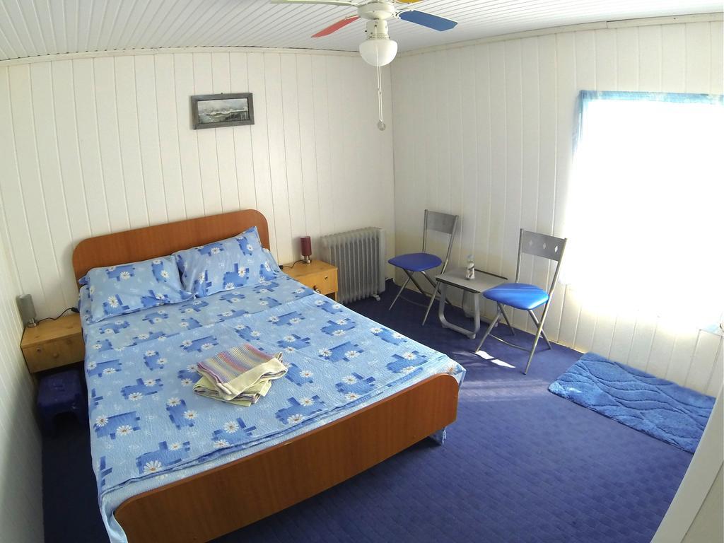 Hotel Delta Pontoon Mahmudia Camera foto